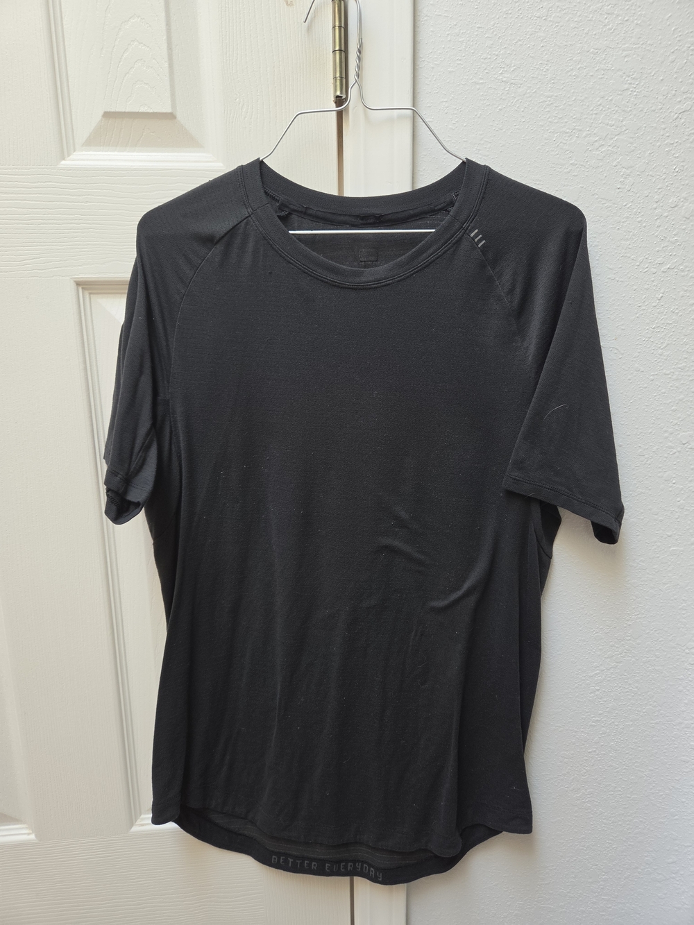 Women's Black Performance Crew Neck Shirt